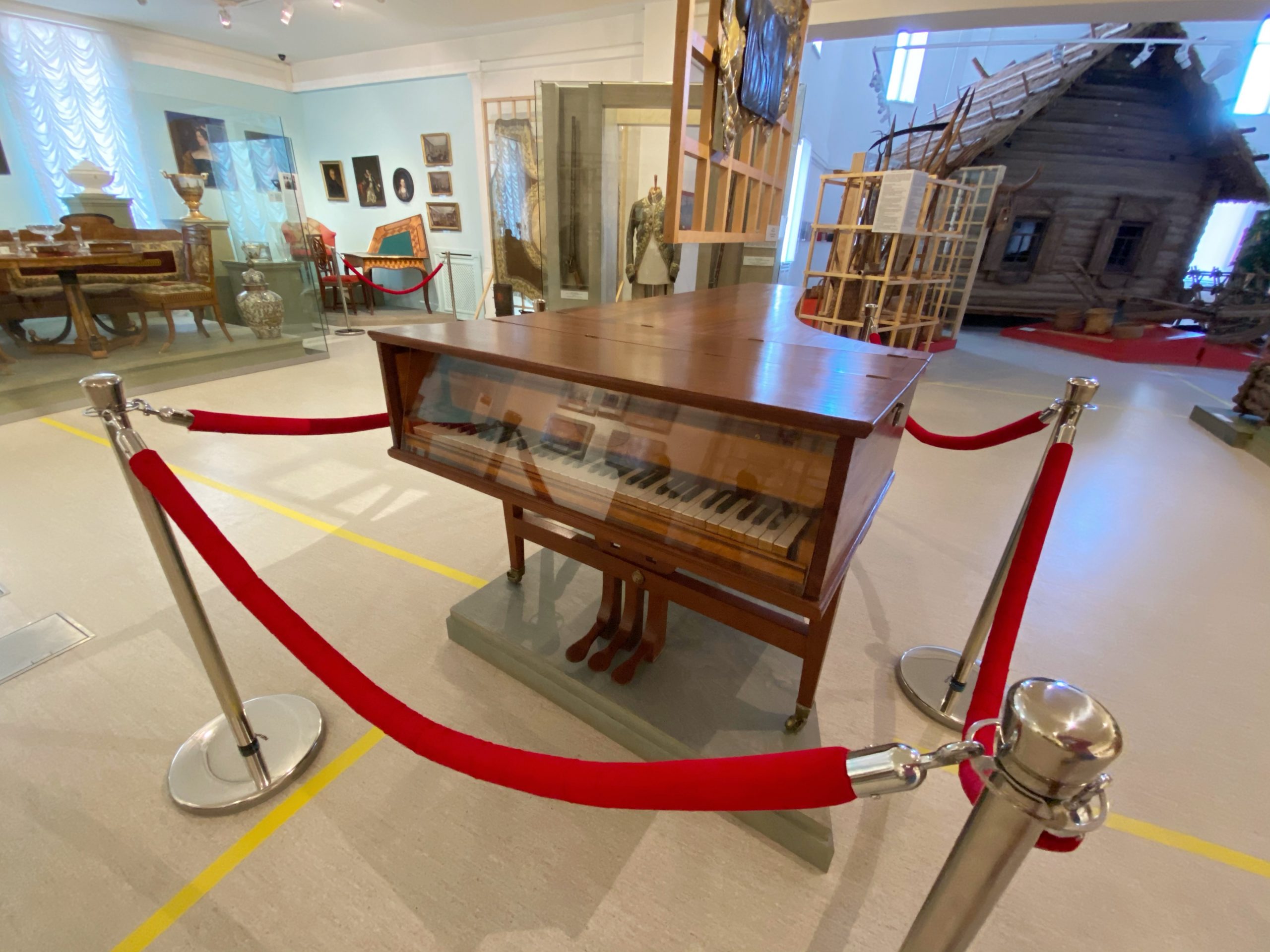 Онлайн-выставка одного экспоната «Хаммер-клавир»